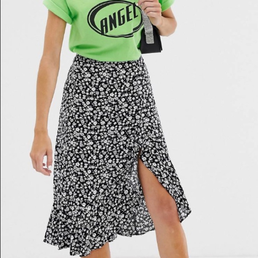 Bershka Ditsy Floral Asymmetric Skirt
